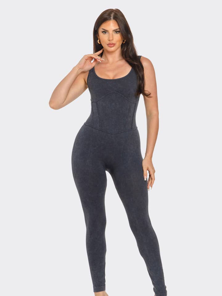 Combinaisons style corset à encolure dégagée sur le devant pour la vente par Julia by LoveJ