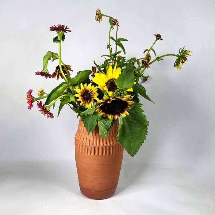 Greatceramics - Vendita all'ingrosso Vasi - Vaso nudo con fiore in terracotta Waimea | Fatto a mano | Ceramica
