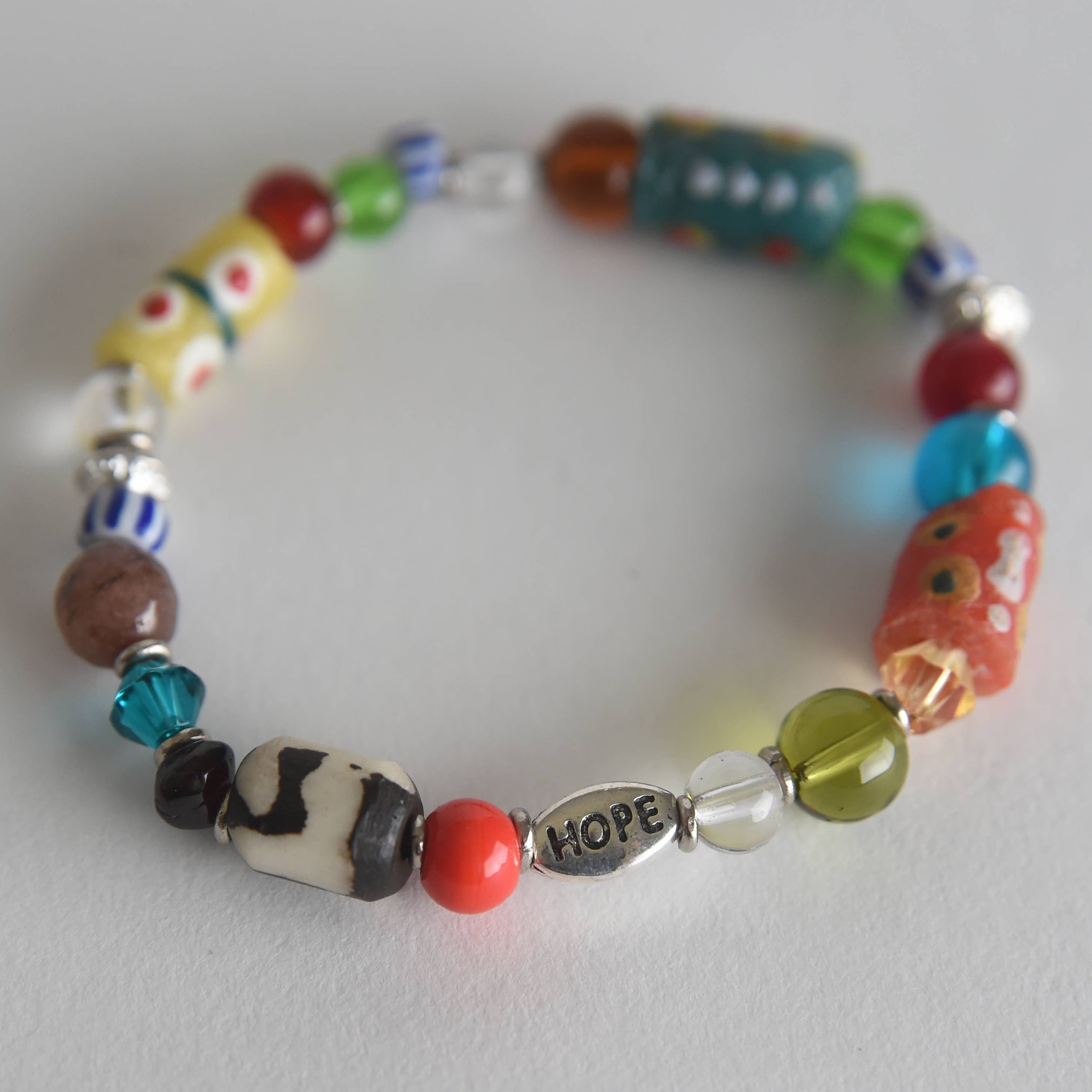 Project Have Hope – Engroshandel Smykkesæt – Glas Perle Armbånd Sæt af 52