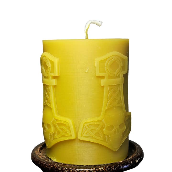 Cernunnos Farms - Wholesale Novelty Candle - Thor's Hammer and Skull Candle2