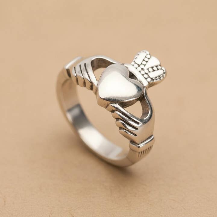 elasisters - Wholesale Midi Ring - Chic Unique Claddagh Crown Ring
