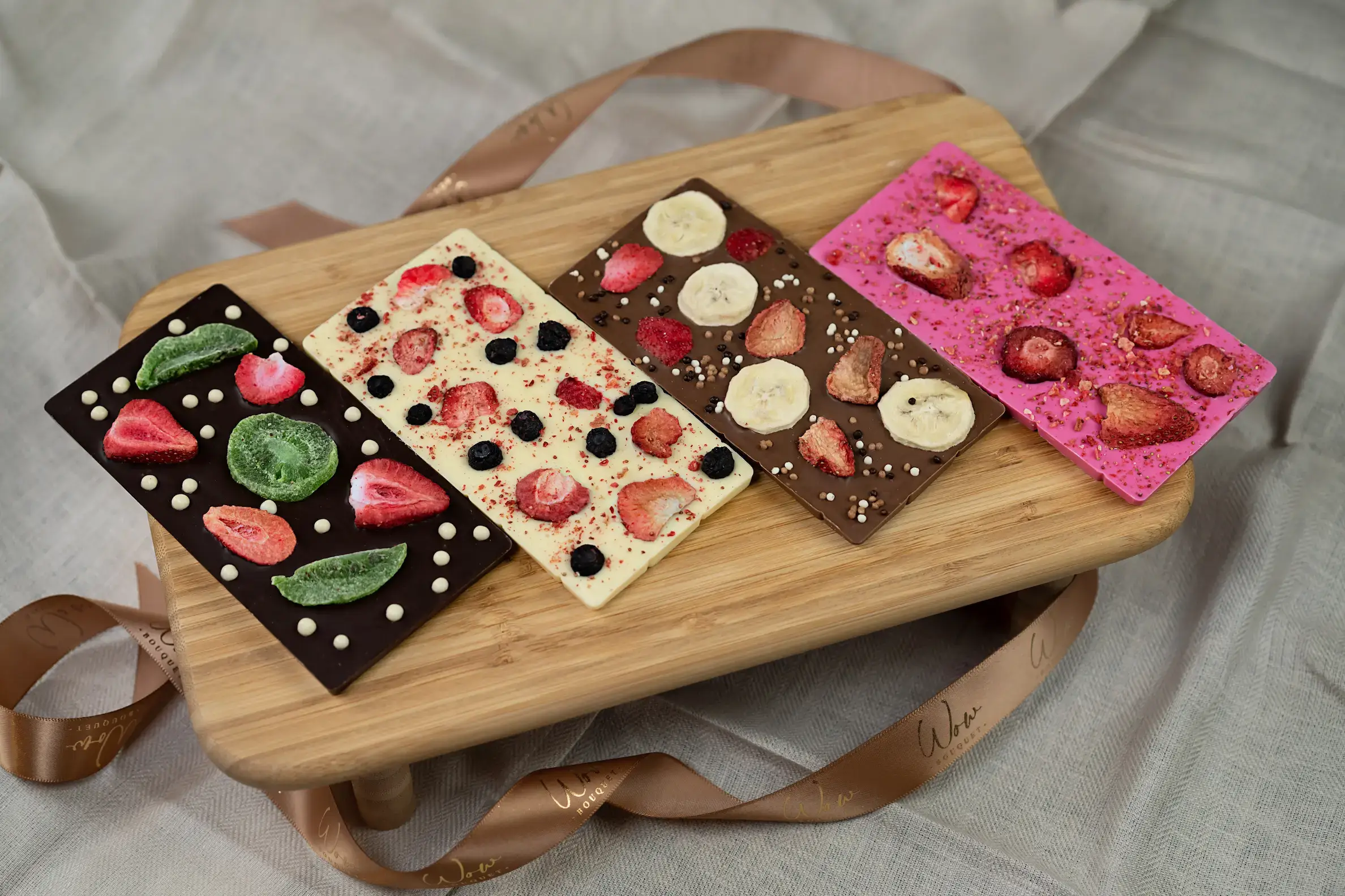 WOW Bouquet - Wholesale Chocolate Bar - Strawberry Pink Premium Chocolate Bar1