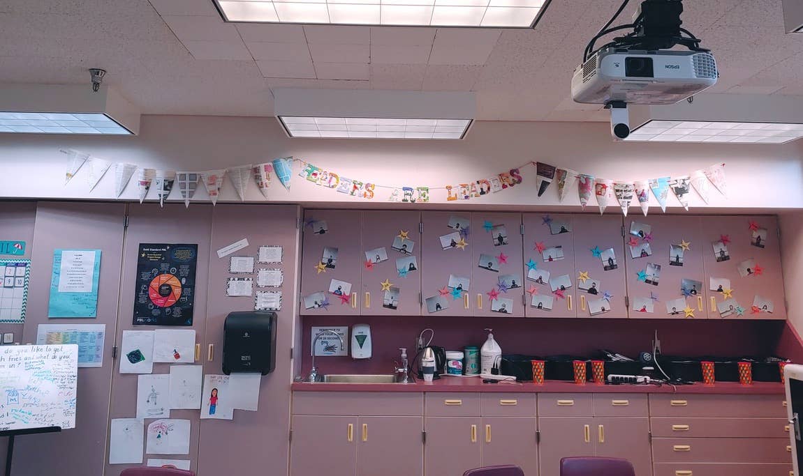 Attic Journals - Wholesale Bunting/Garland - Phrase Garlands - READERS ARE LEADERS6