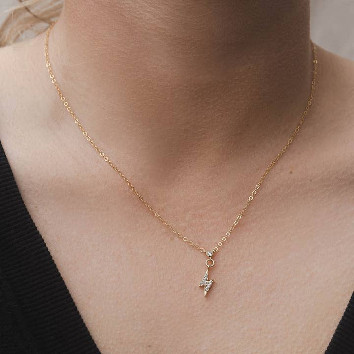 Verve - Wholesale Pendant/Charm Necklace - Intracloud1