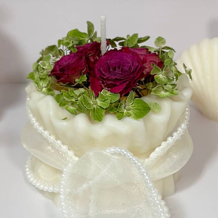 CNDLNYC - Wholesale Novelty Candle - CNDLNYC | Roses Mini Bouquet Candle - Perfect Valentine's Da0