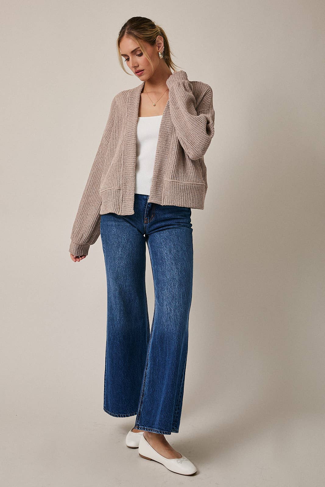 OATMEAL LONG SLEEVE CROPPED CARDIGAN for wholesale on Faire4