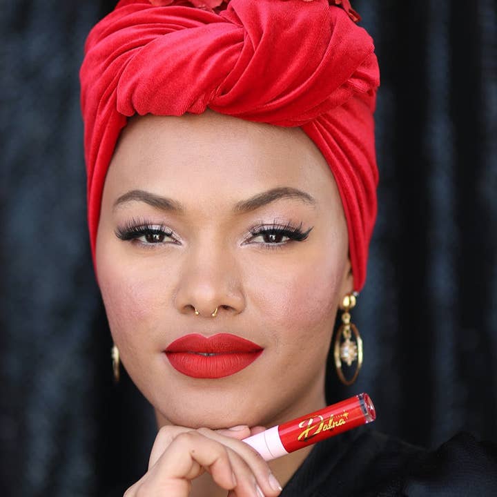 Dafna Beauty - Wholesale Lipstick - D Perfect Red - Liquid Lipstick1