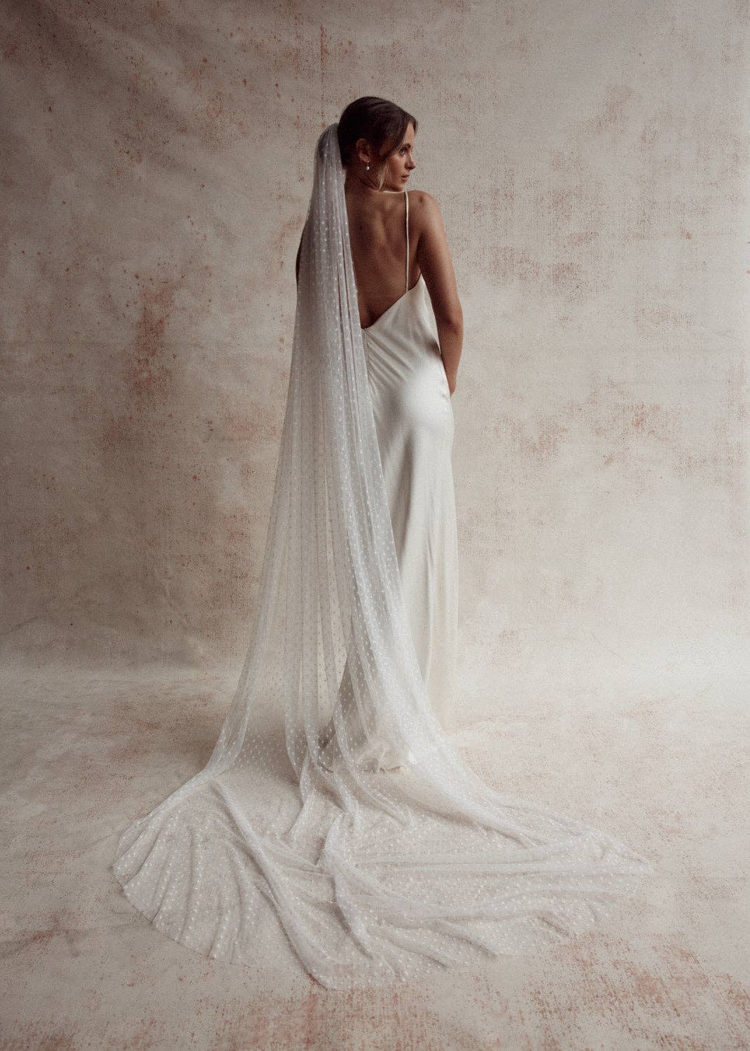 Dove Grey Accessories - Wholesale Veil - Women's - ELLIE SPOT VEIL1