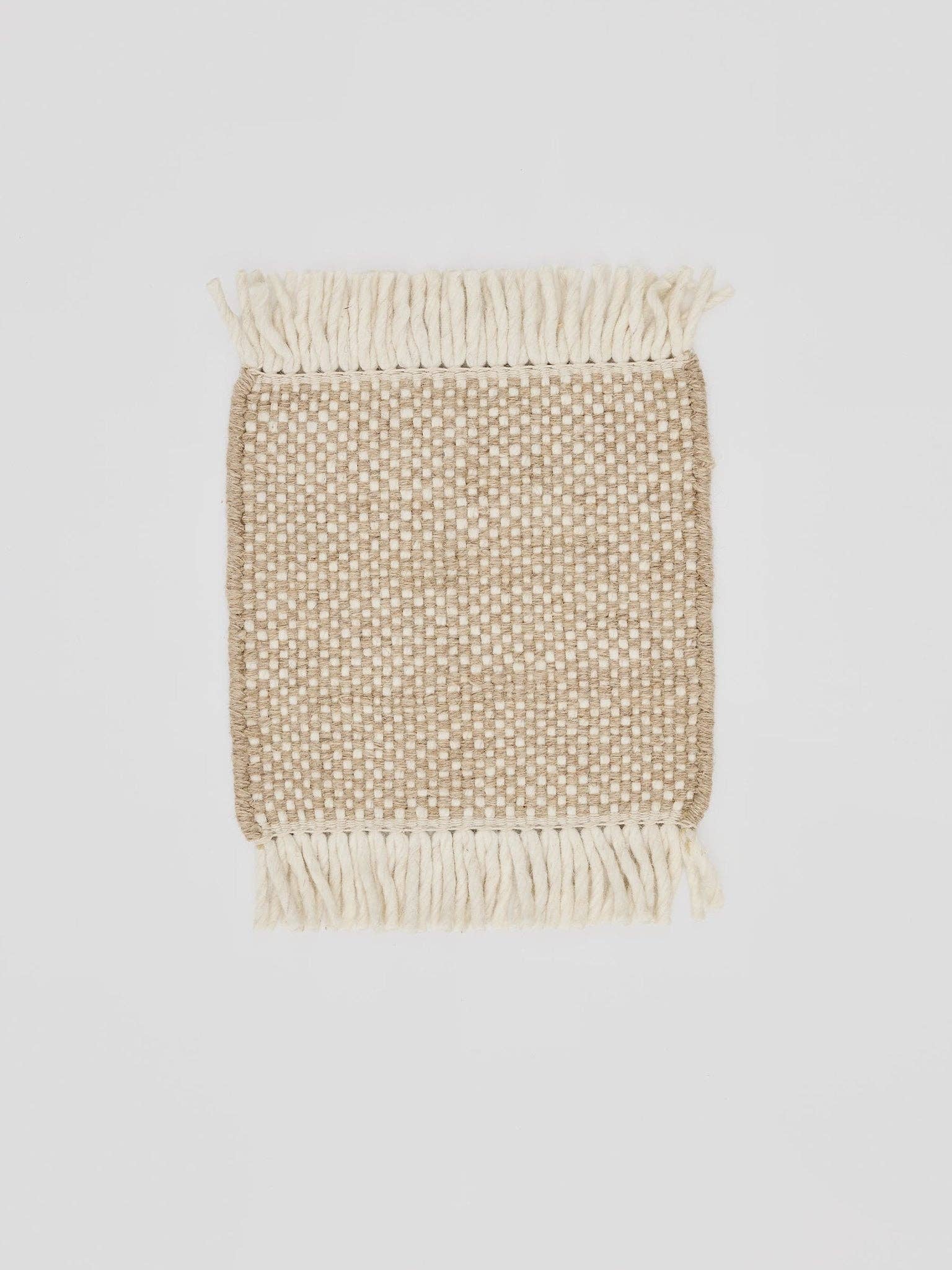 Nelson wool rug - beige for wholesale on Faire2