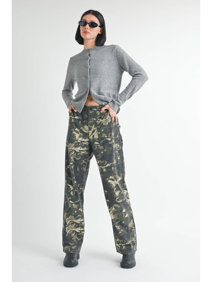 VINTAGE CAMO STRAIGHT LEG PANTS WITH POCKETS for wholesale on Faire3