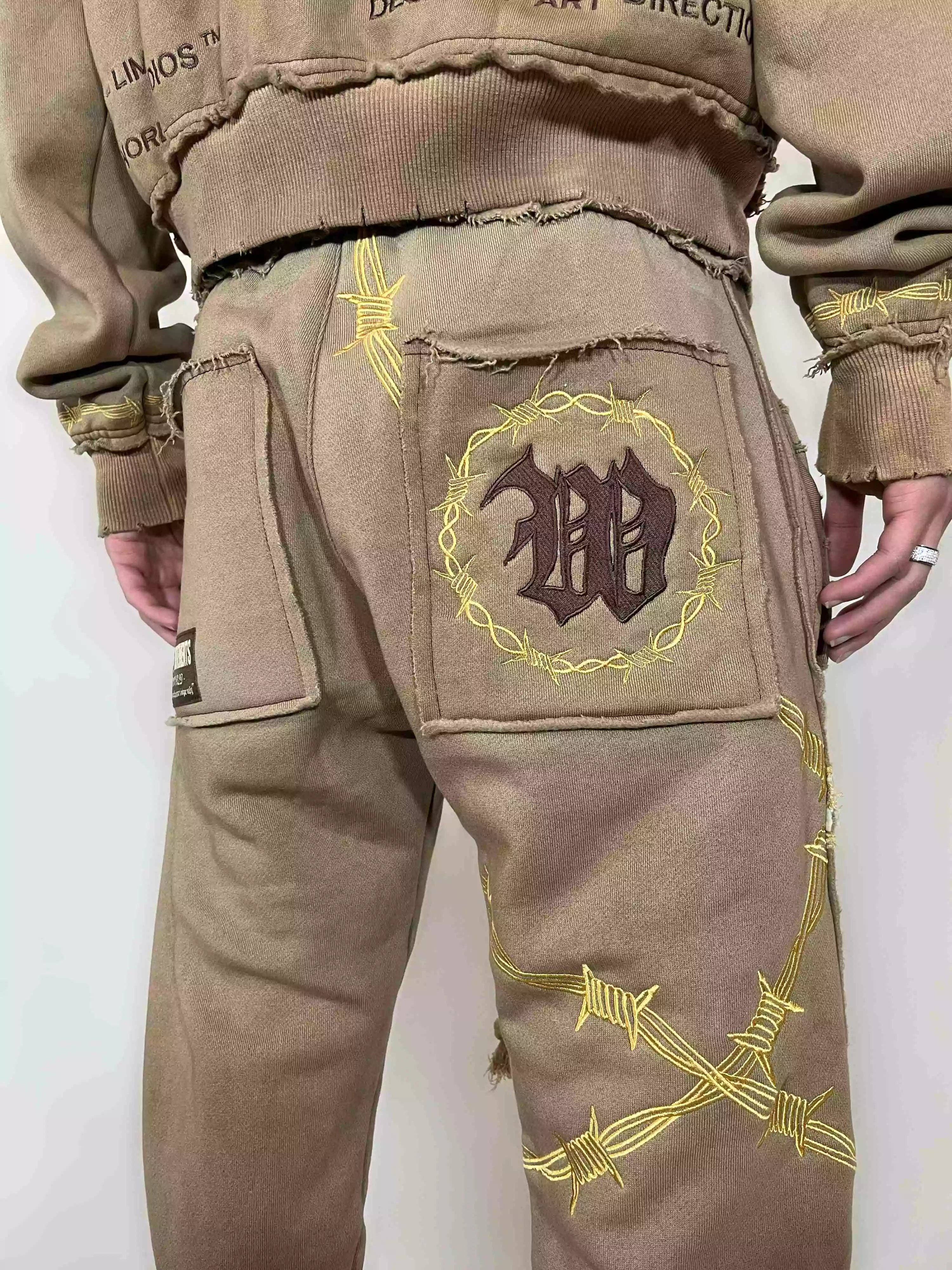 2THEWORLD - Wholesale Tracksuit - Men's - Desert Sweatsuit5