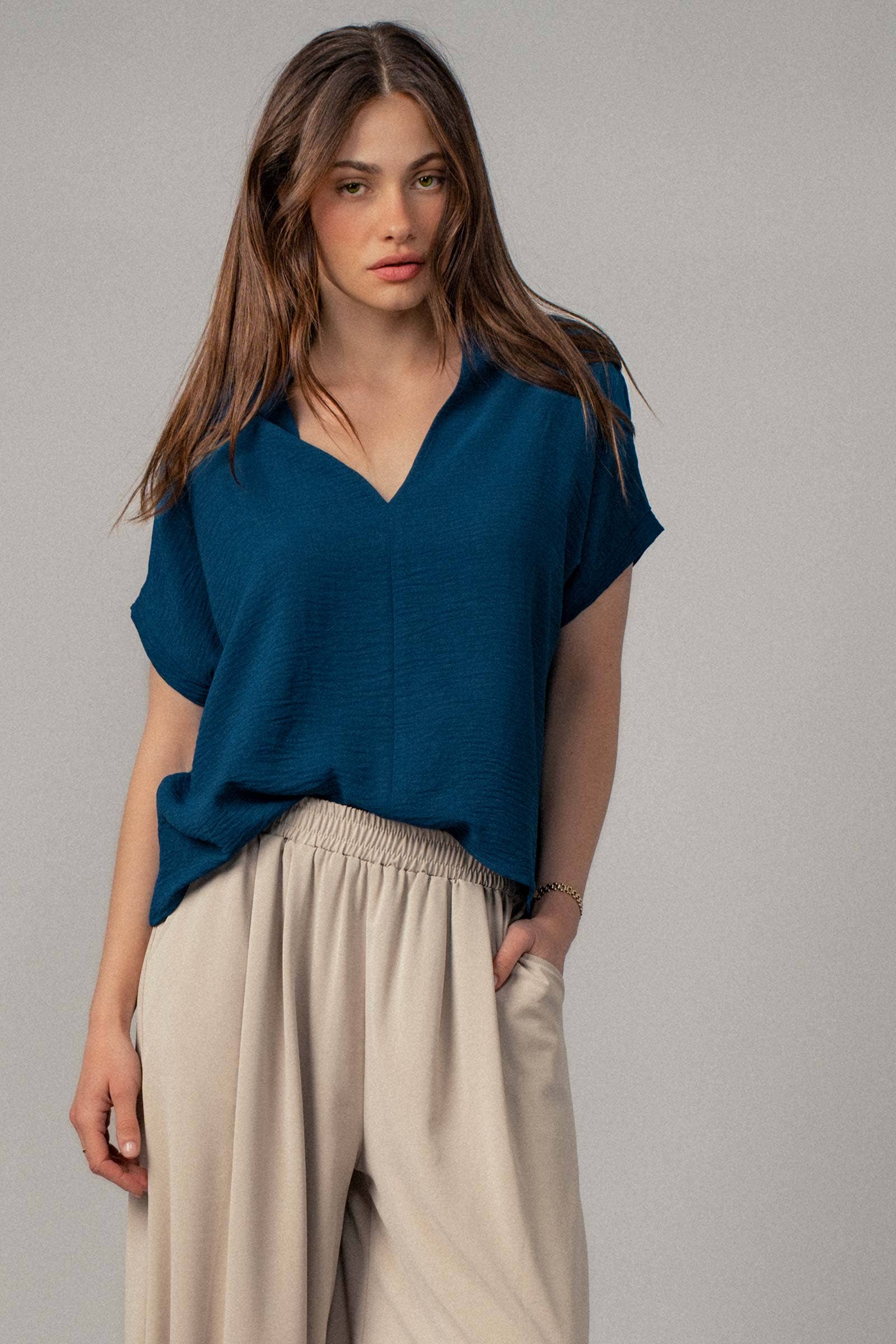 Urban Daizy - Wholesale Blouse - Women's - Relaxed V-Neck Top with Folded Sleeves9