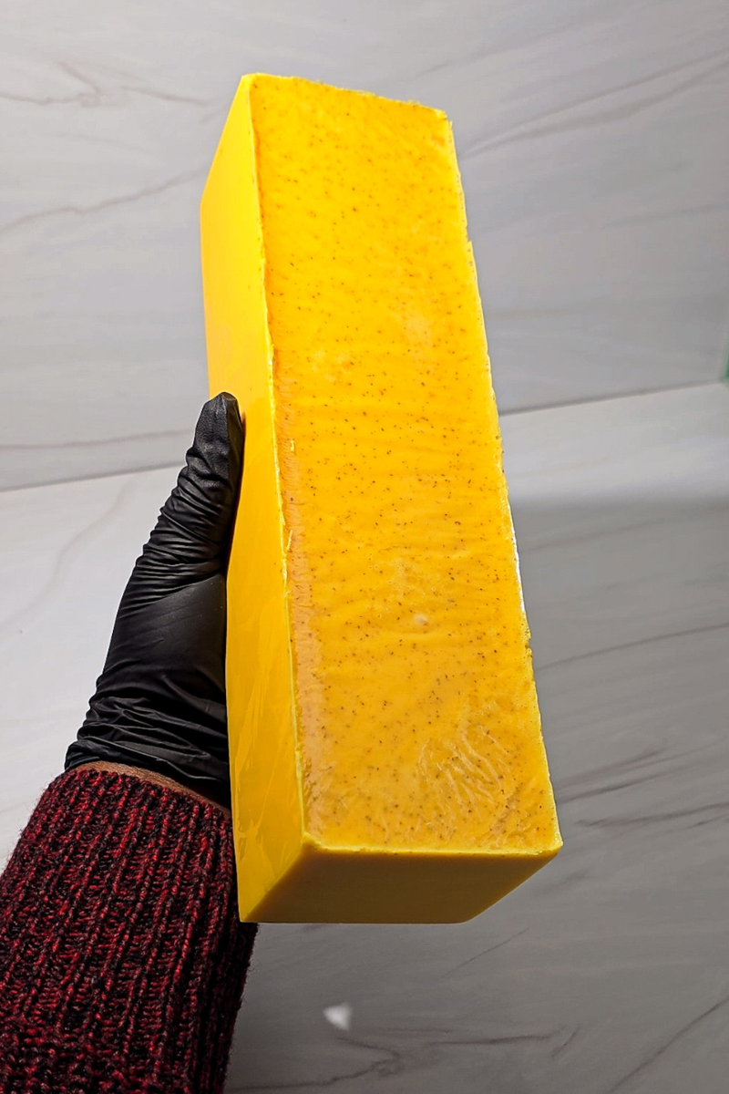 Herbs 'N Butters - Venta al por mayor Pastilla de jabón - Jabón iluminador Kojic Acid Ultimate Glow1