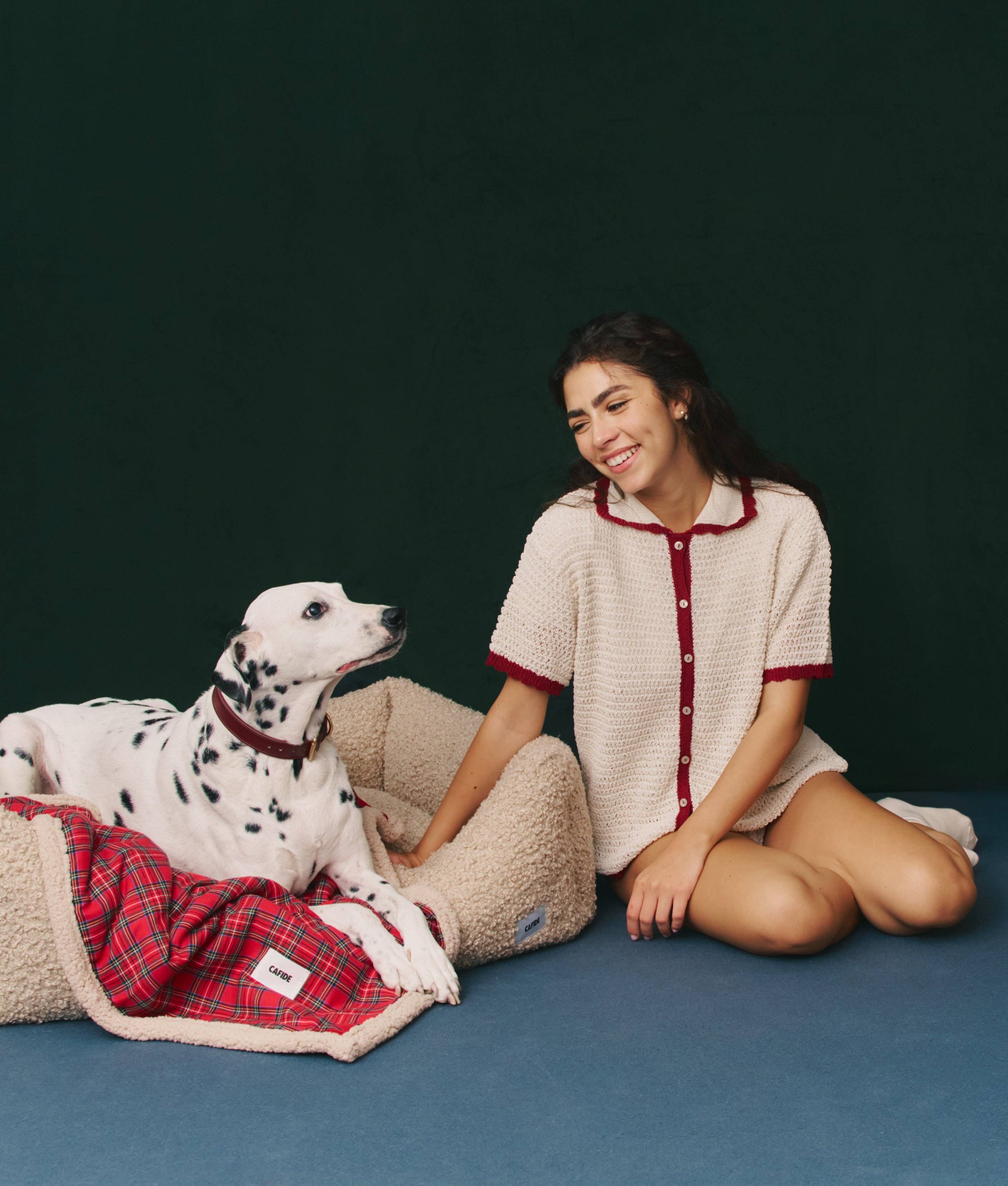 CAFIDE - Wholesale Pet Blanket - Dog - Red Royal Steward Dog Blanket, Toia3