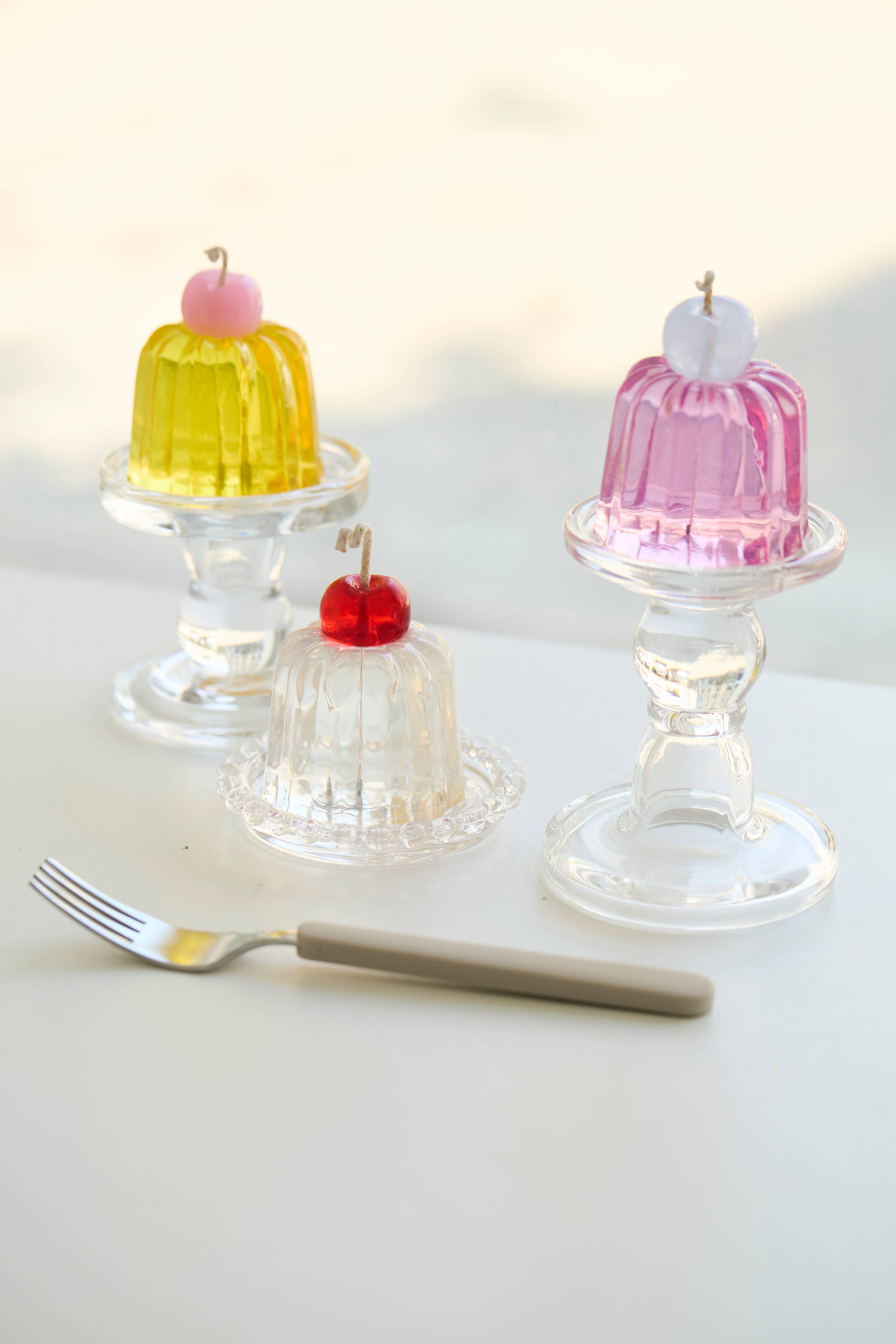 Bodi Candle – wholesale Prydnadsljus – Handgjord jellyljus | Chemistry med gul Canelé och rosa körsbär7