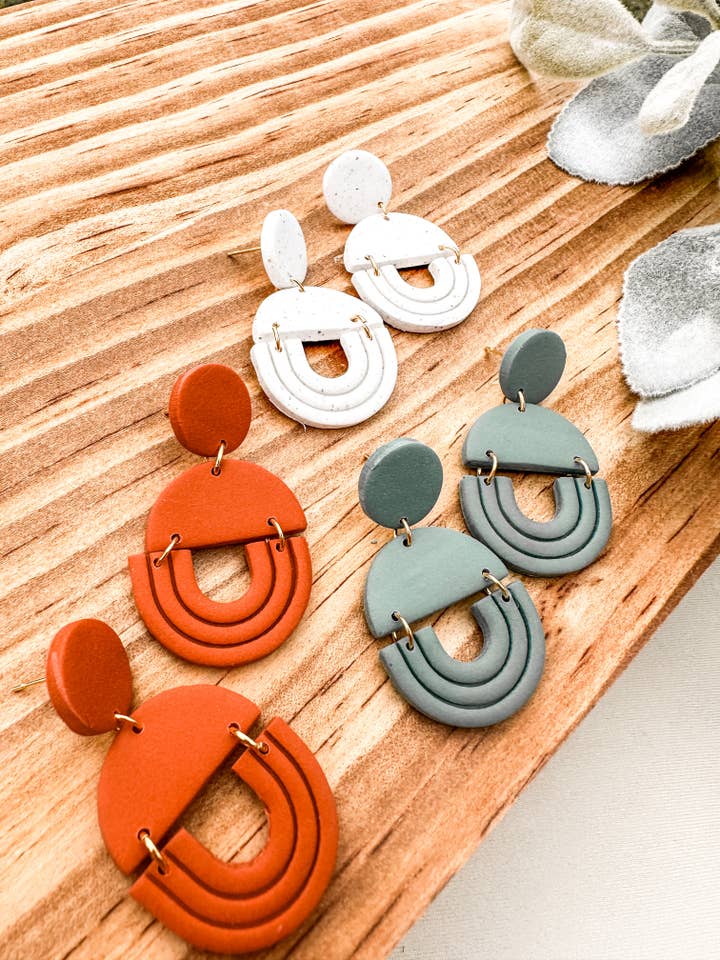 Delilah for wholesale by Gatheringwell Shop