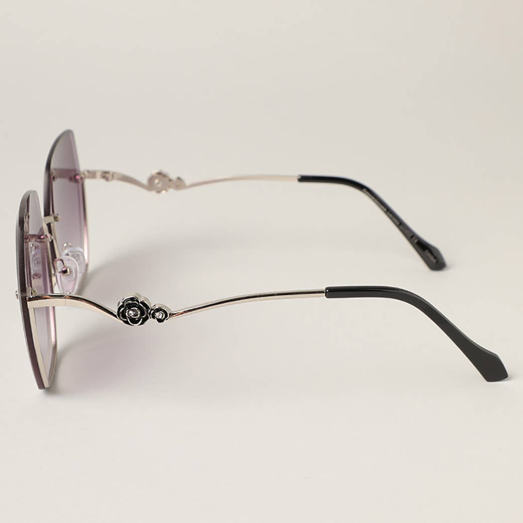  ASSORTED COLOR Women's Large Sunglasses for wholesale on Faire7