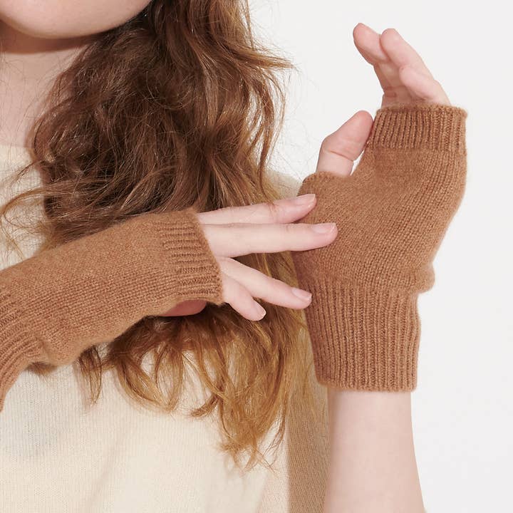 CASHMERISM – wholesale Vantar - Dam – Cashmere handledsvärmare vantar - Vicuna