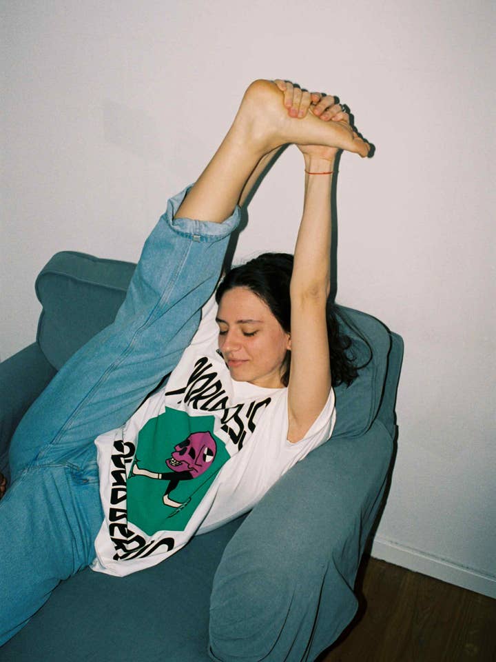 World Chess - Wholesale Screen Printed T-Shirt - Women's - World Chess Club Berlin T-Shirt with a Scull2