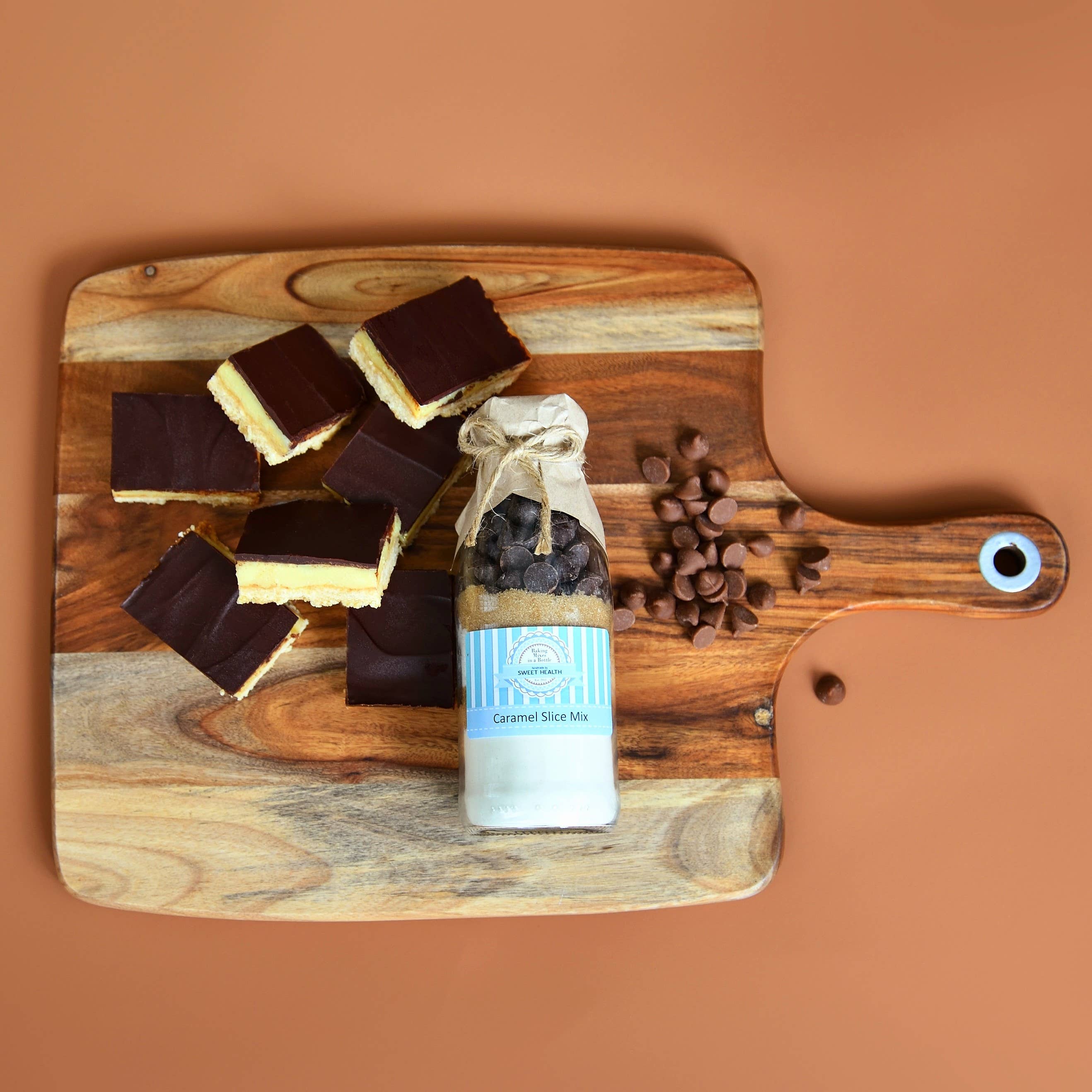 Sweet Health - Wholesale Cake mix - LARGE - Easy-to-bake - Caramel Slice Baking Mix in a Bottle1