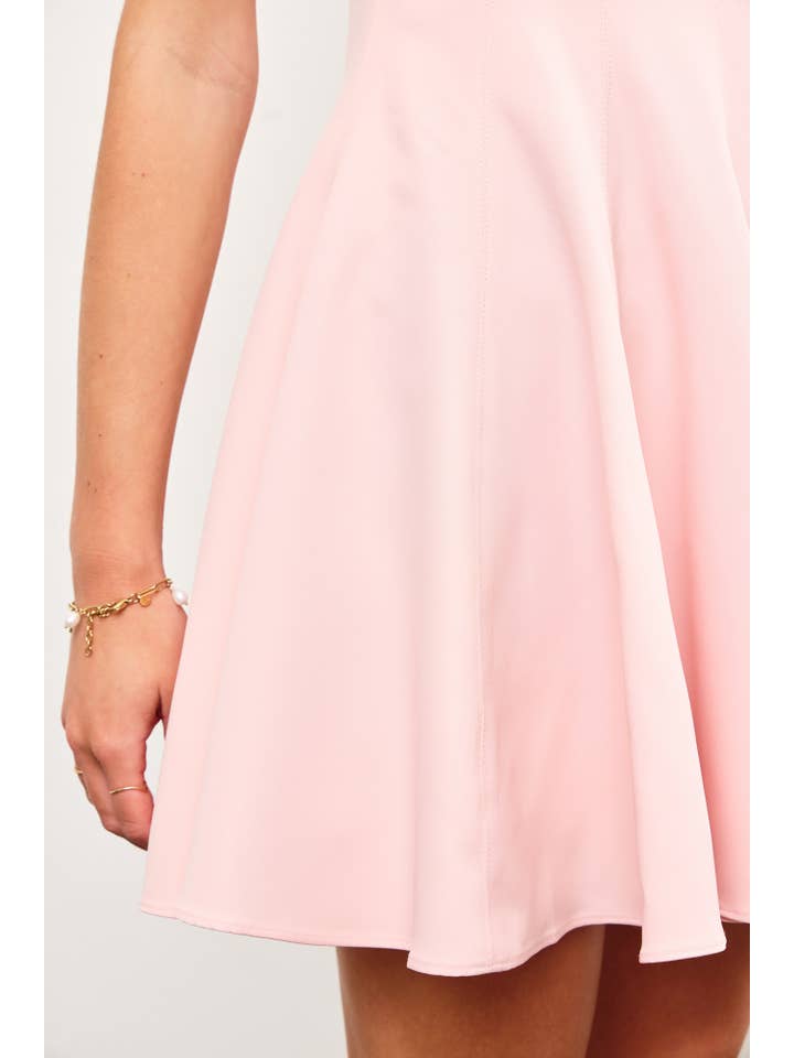 Mustard Seed - Wholesale Dress - Women's - SLEEVELESS SEAM DETAIL SWING DRESS