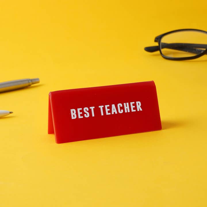 Enseignant(e) exceptionnel(le)... Plaque de bureau rouge pour la vente par CGB Giftware