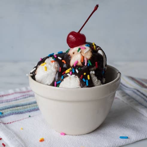 Sundaes Best Hot Fudge Sauce - Wholesale Hot fudge/chocolate spread - Original Sundaes Best Hot Fudge Sauce3