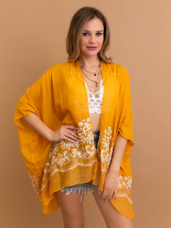 Leto Accessories - Vente Kimono – femme - Kimono brodé floral style bohème chic avec détails en points et pompons 🌼16