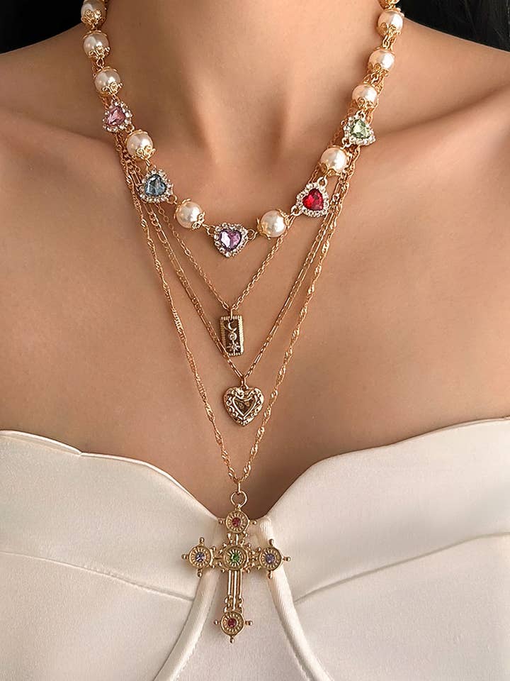 Collier Croix Cœur Héritage pour la vente par Lyonlee