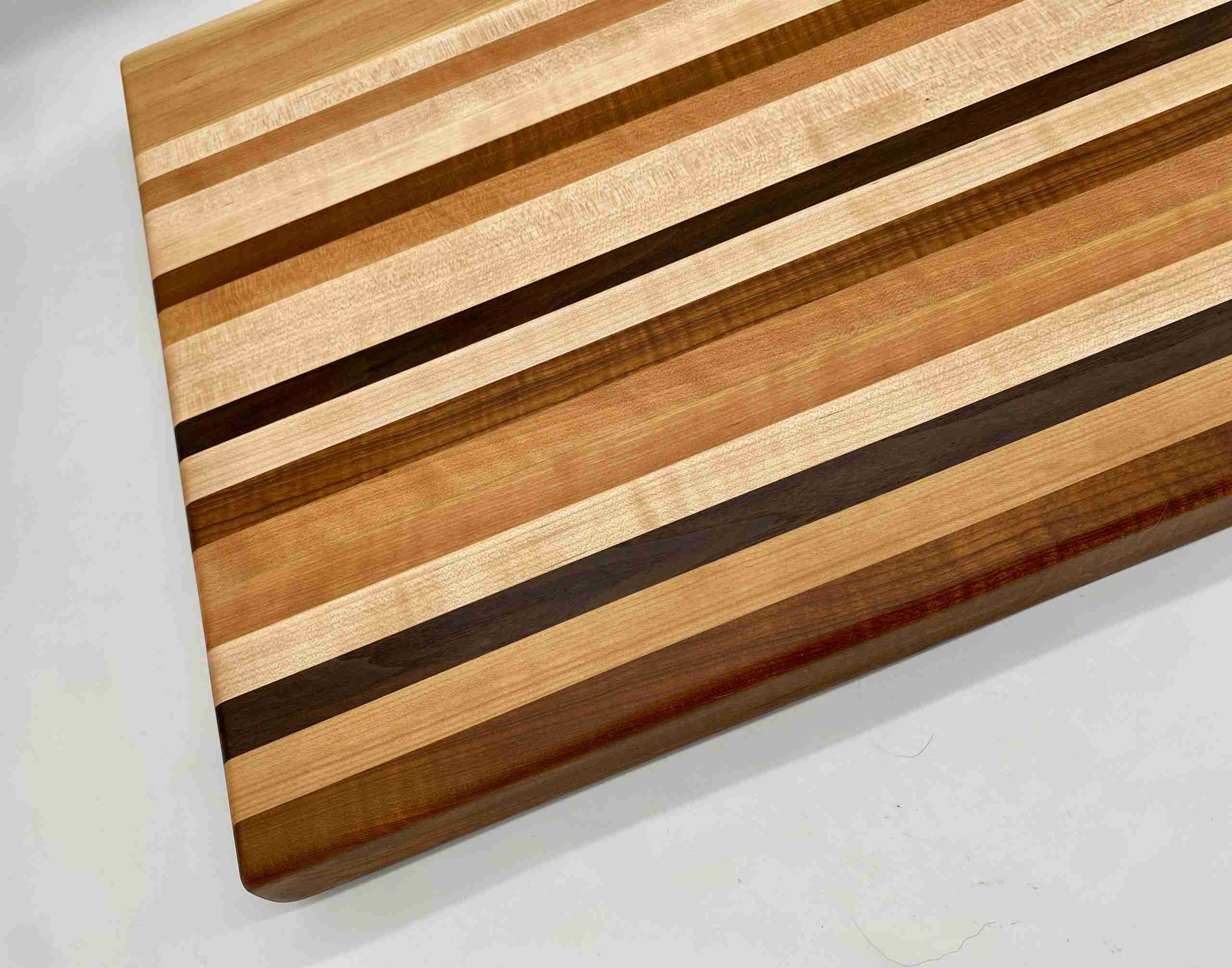 Wag & Wood - Wholesale Cutting Board - Variety Wood Butcher Block4