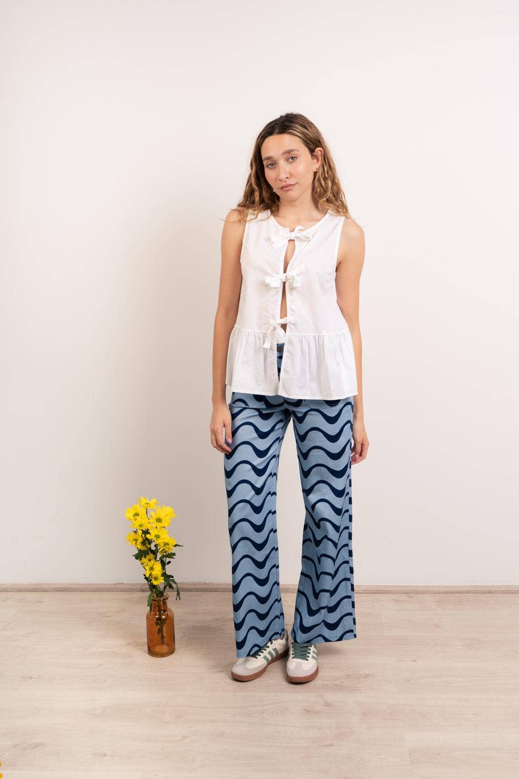 MindTraveler – calças de ganga - Mulher por atacado – Jeans Valeria Waves azul2