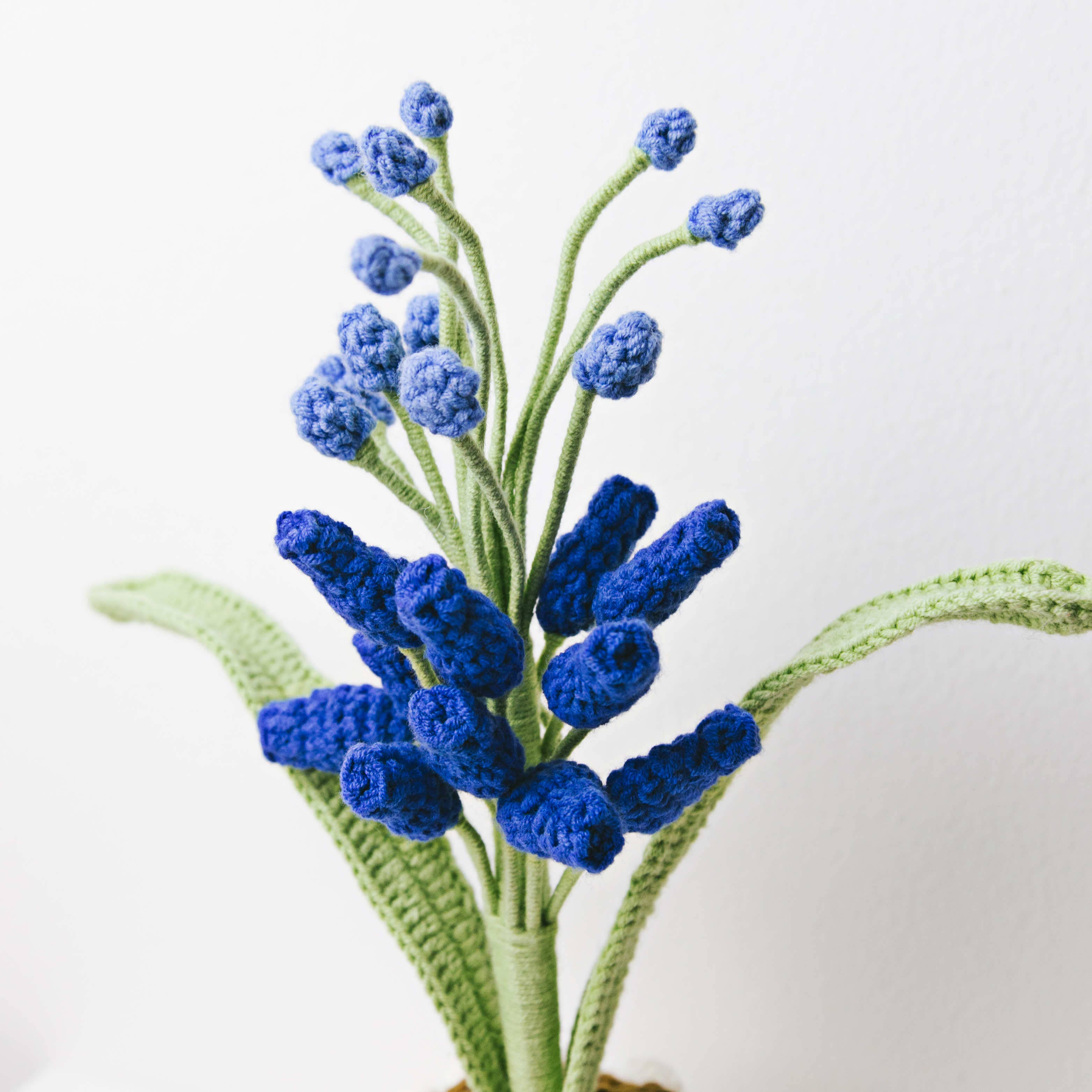 The Way to You – wholesale Artificial flowers – Handmade Crochet Potted Plants - Hyacinth Pot1
