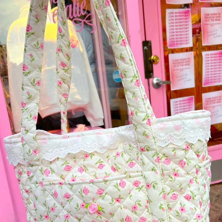 Colorful Natalie - Wholesale Tote Bag - Women's - Pink Flowers and Hearts Tote0