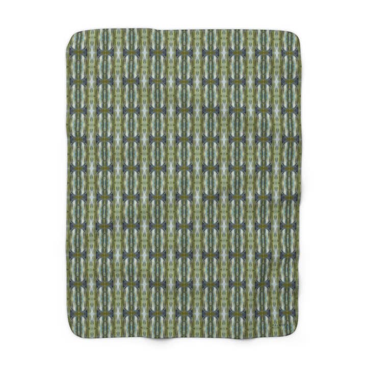PALMER K Designs - Wholesale Throw Blanket - Sherpa Throw / Blanket: Green / Blue Geometric (TO/P10)5