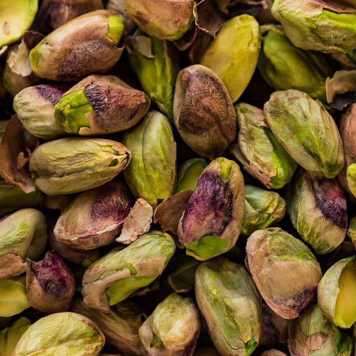 Cioccolato Lavoratti 1938 - Wholesale Chocolate Covered Sweets - Pistachio covered in white chocolate4