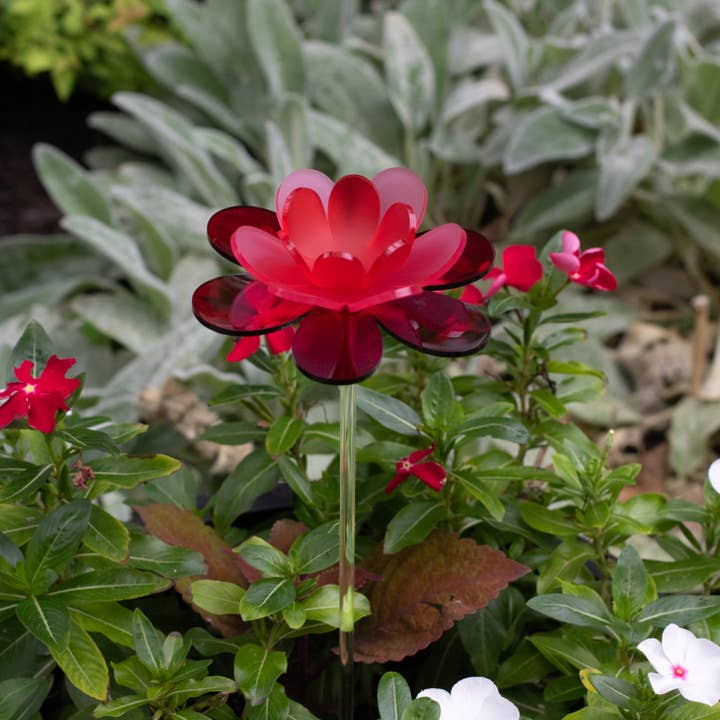 The Colored Petal - Wholesale Garden/Lawn Stake - Handmade red flower stake - Ruby lotus spring decor