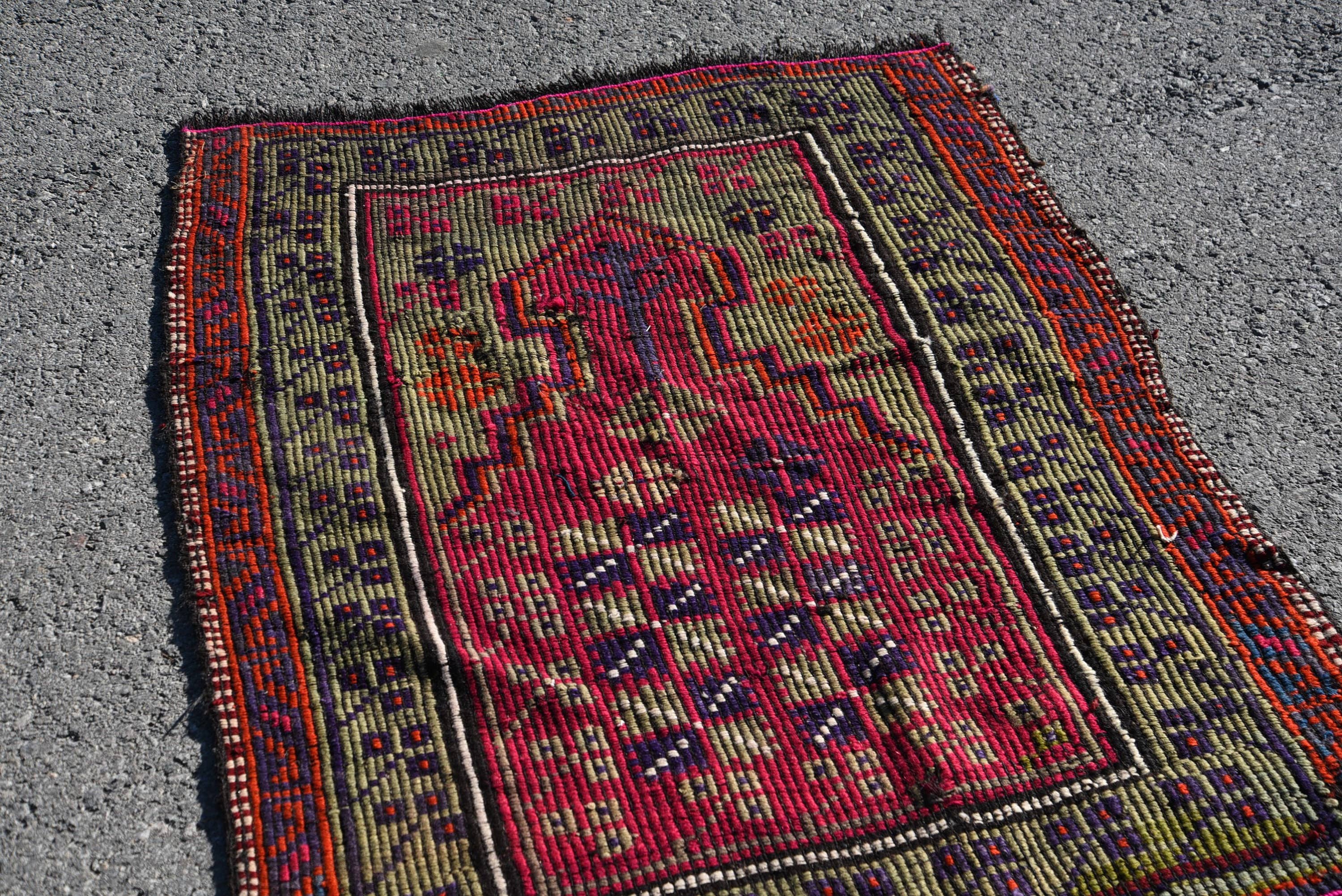 The Loom Wholesale – wholesale Rug pad – Handwoven Wool Rug, Red & Green Geometric Design7