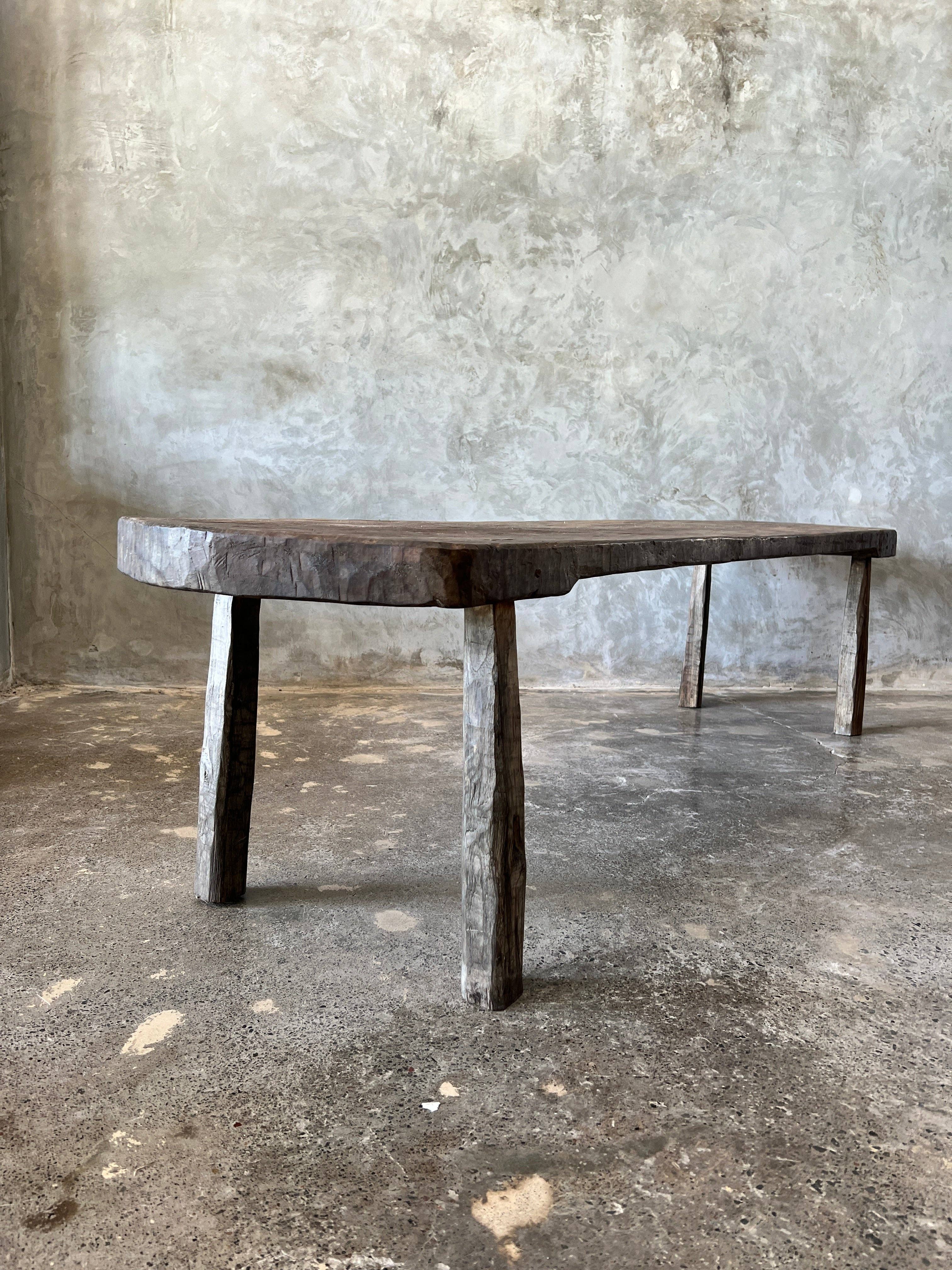 Office Objets - Wholesale Coffee Table - Large round coffee table in antique Asian teak L:2m W:50 H:505