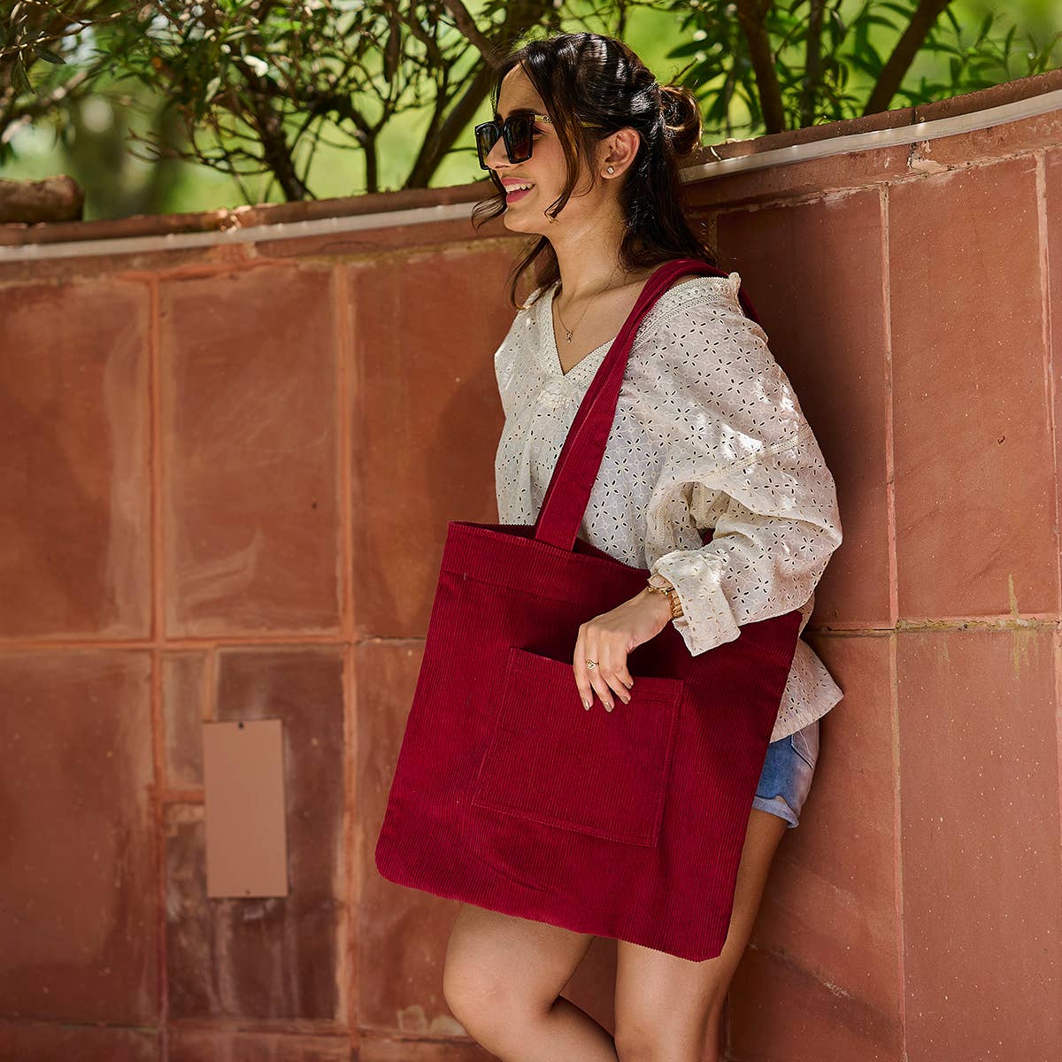 Anju Jewelry – Großhandel Tragetasche – Damen – Cord-Tote mit Fronttasche – verschiedene Farben15