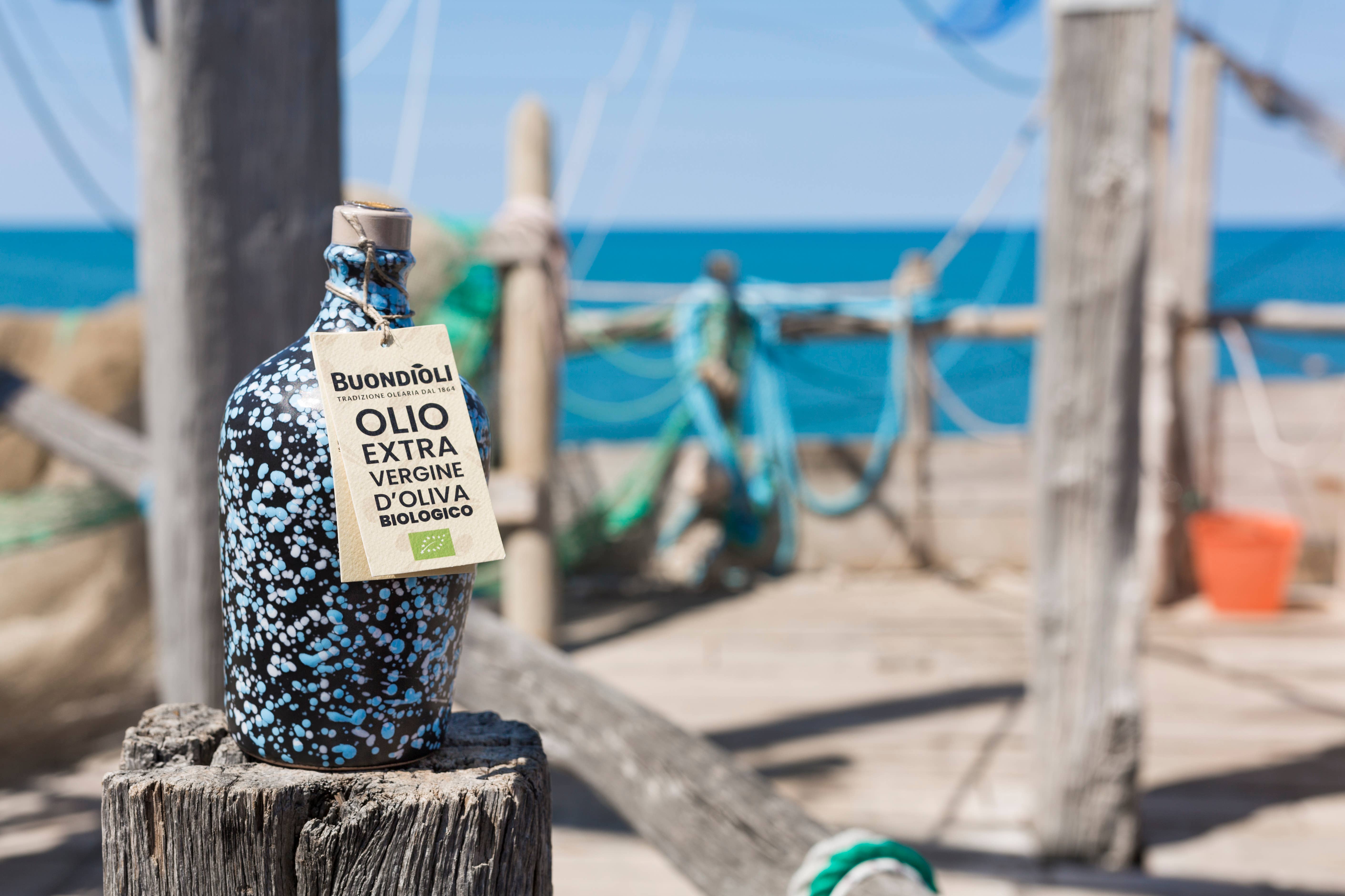 Azure Bocal artisanal en céramique bleue avec huile d'olive extra vierge bio 500 ml en vente sur Faire6