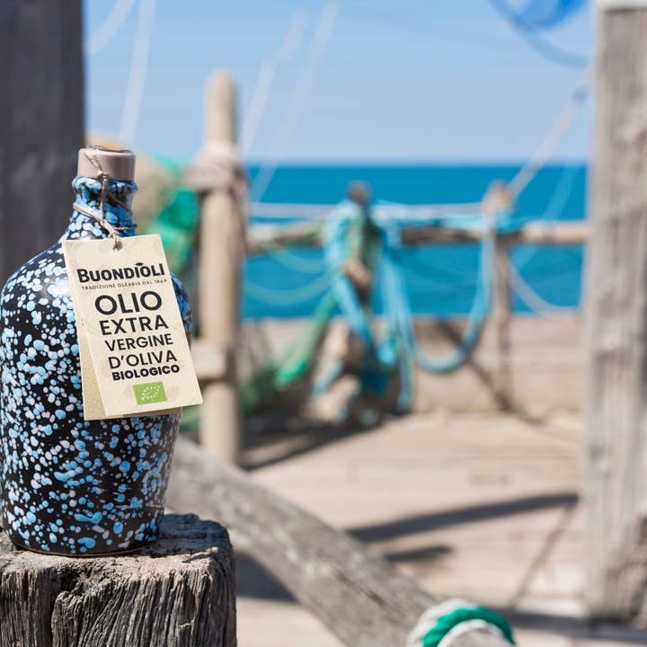 Azure Bocal artisanal en céramique bleue avec huile d'olive extra vierge bio 500 ml en vente sur Faire6