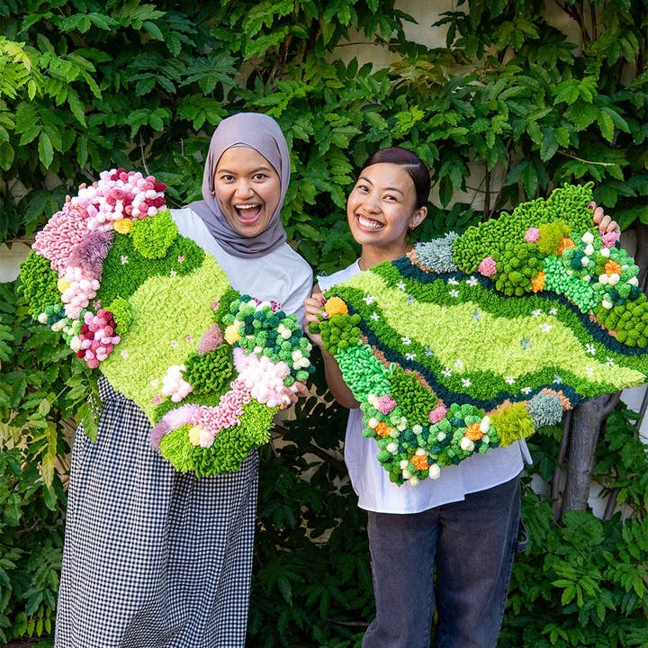 Craft Club – wholesale DIY craft kit – BUBBLEGUM GARDEN - Moss Rug Making Kit11