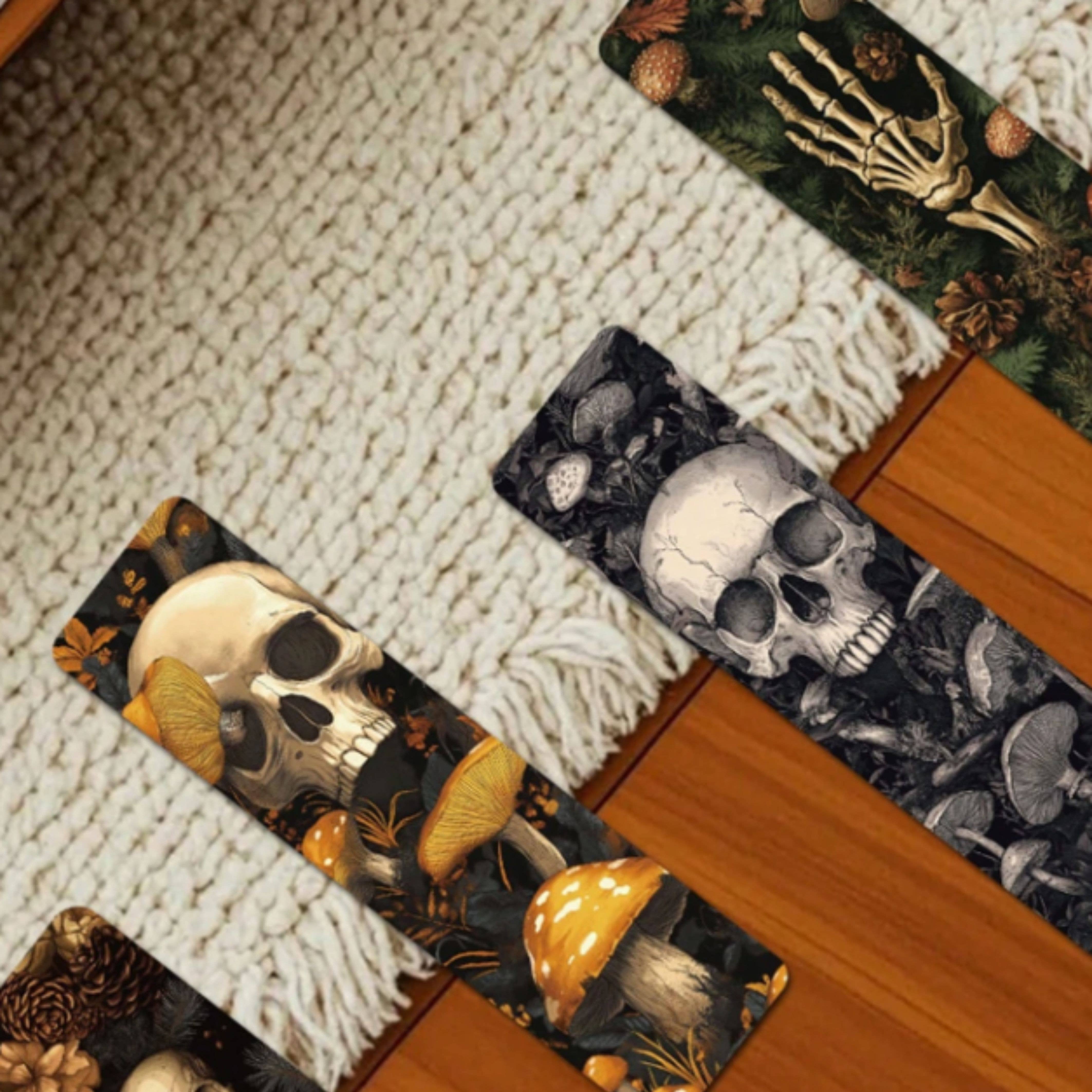 Magnifique Hearts - Wholesale Bookmark - Skull & Mushroom Bookmarks – Gothic Fall Aesthetic Set2