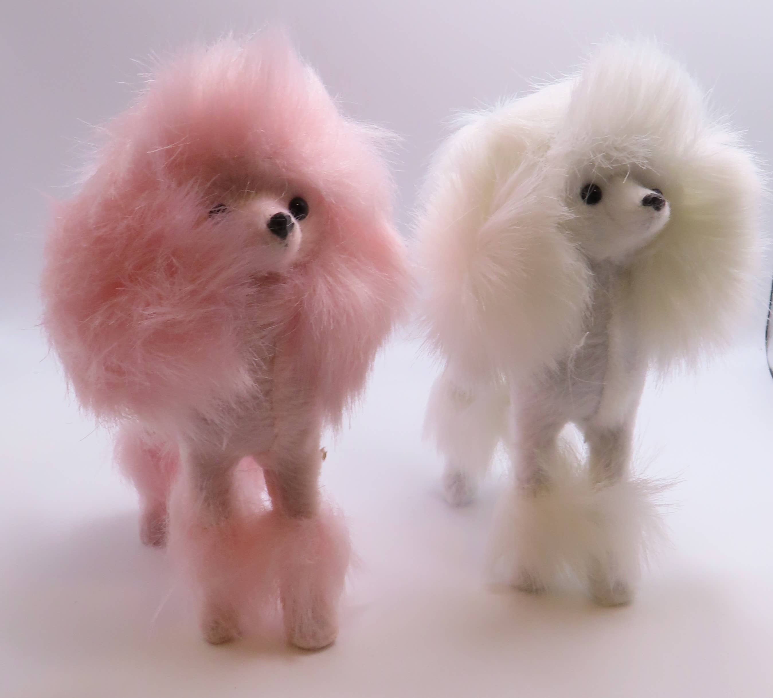 Gifts Amazing! - Wholesale Decorative Figurine - Fuzzy Poodle Figure2