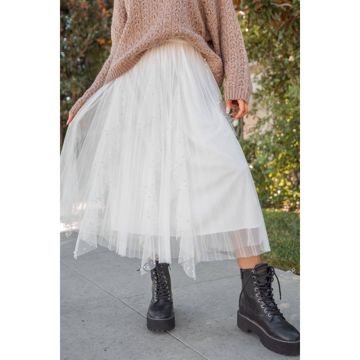 Verte – wholesale Skirt – Women’s – TULLE SKIRT WITH PEARL DETAIL_78S10209