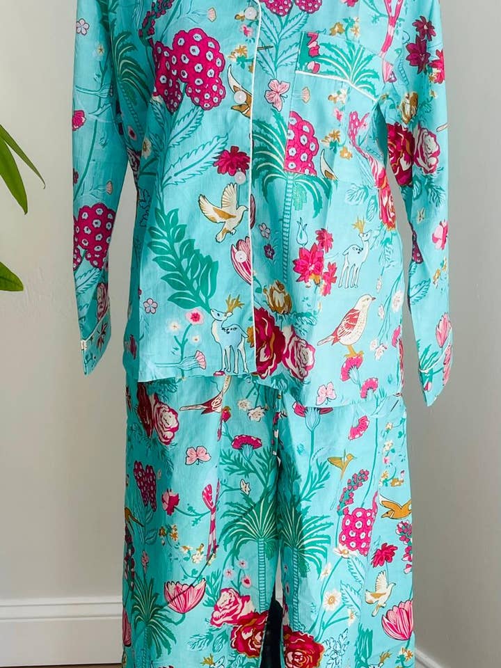 AMRANIS - Wholesale Sleepwear Set - Women's - Long PJ Set In Block Print1