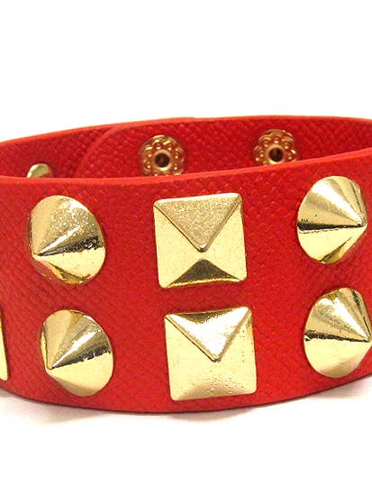 (M169) B-ARMBAND AUS LEDER MIT DORNE für den Großhandel von Jewelry Max