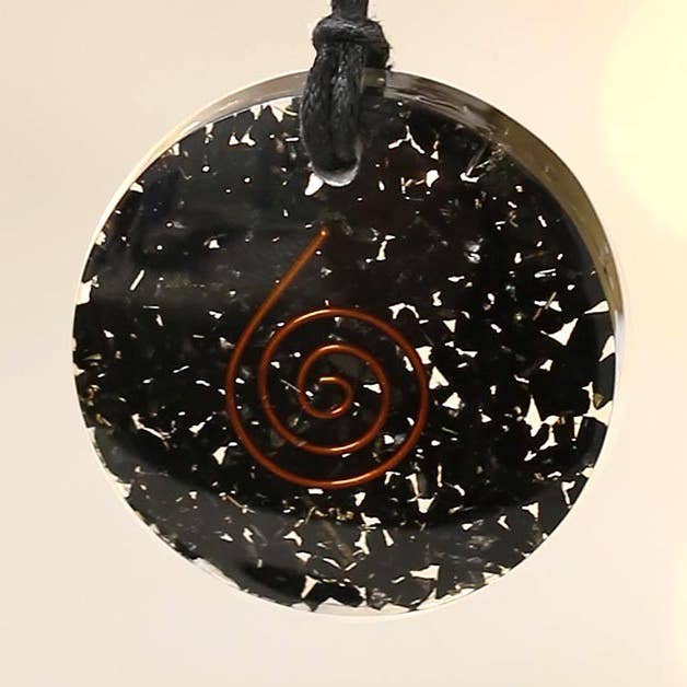 Black Tourmaline Spiral - Orgonite Pendant para venta al por mayor de Ethike.eu