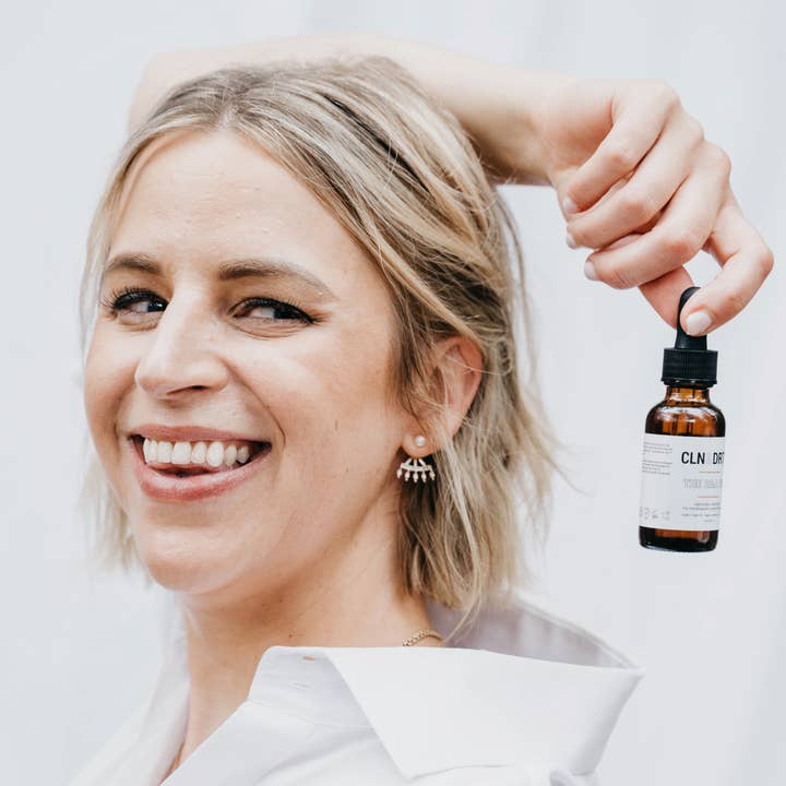 CLN&DRTY Natural Skincare - Wholesale Facial Oil - R&A Facial Moisturizing Oil - for normal + dry skin2