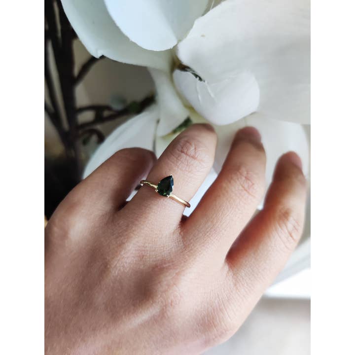 The Diamond Setter - Wholesale Single Stone/Solitaire Ring - GREEN TOURMALINE RING